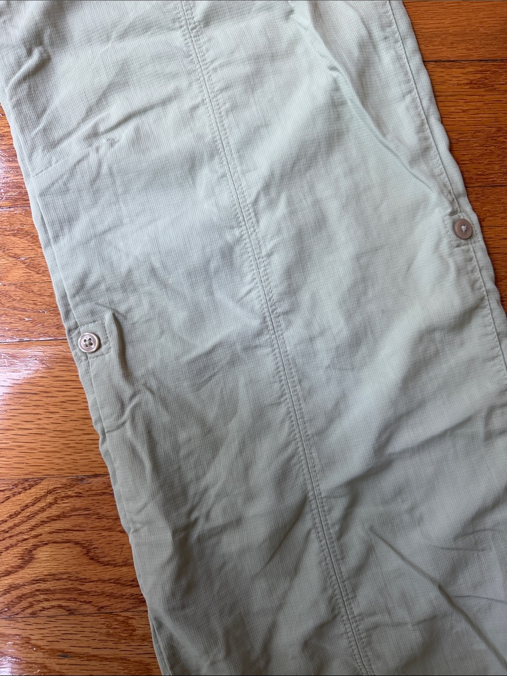 Convertible Women’s Khaki Convertible Hiking Pants, Size 12 - Picture 4 of 6
